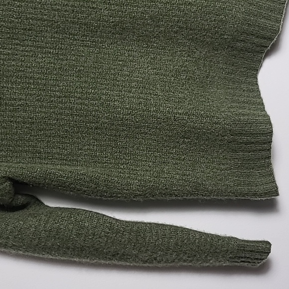 SAKS FIFTH AVENUE 100% Cashmere Wrap Hem Mock Neck Green Sweater Size Medium - Picture 11 of 16